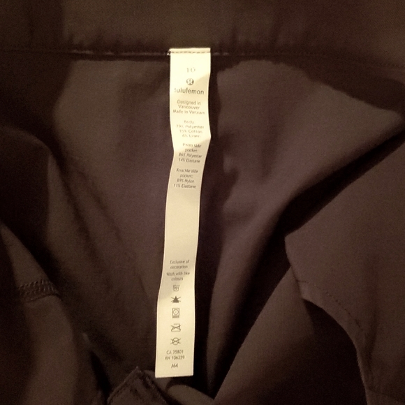 EUC Lululemon black shorts size 10 - Picture 5 of 9